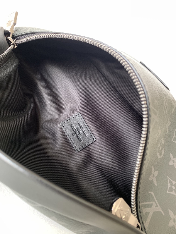ルイヴィトンバッグ着用イメージ